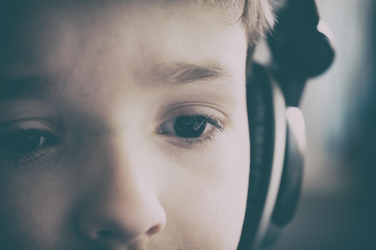 child-4563352_1280