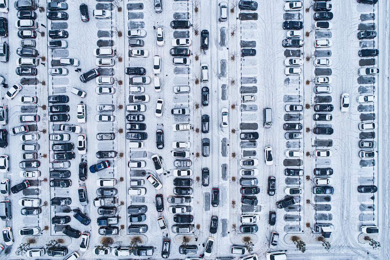 parking-lot-4733053_1280