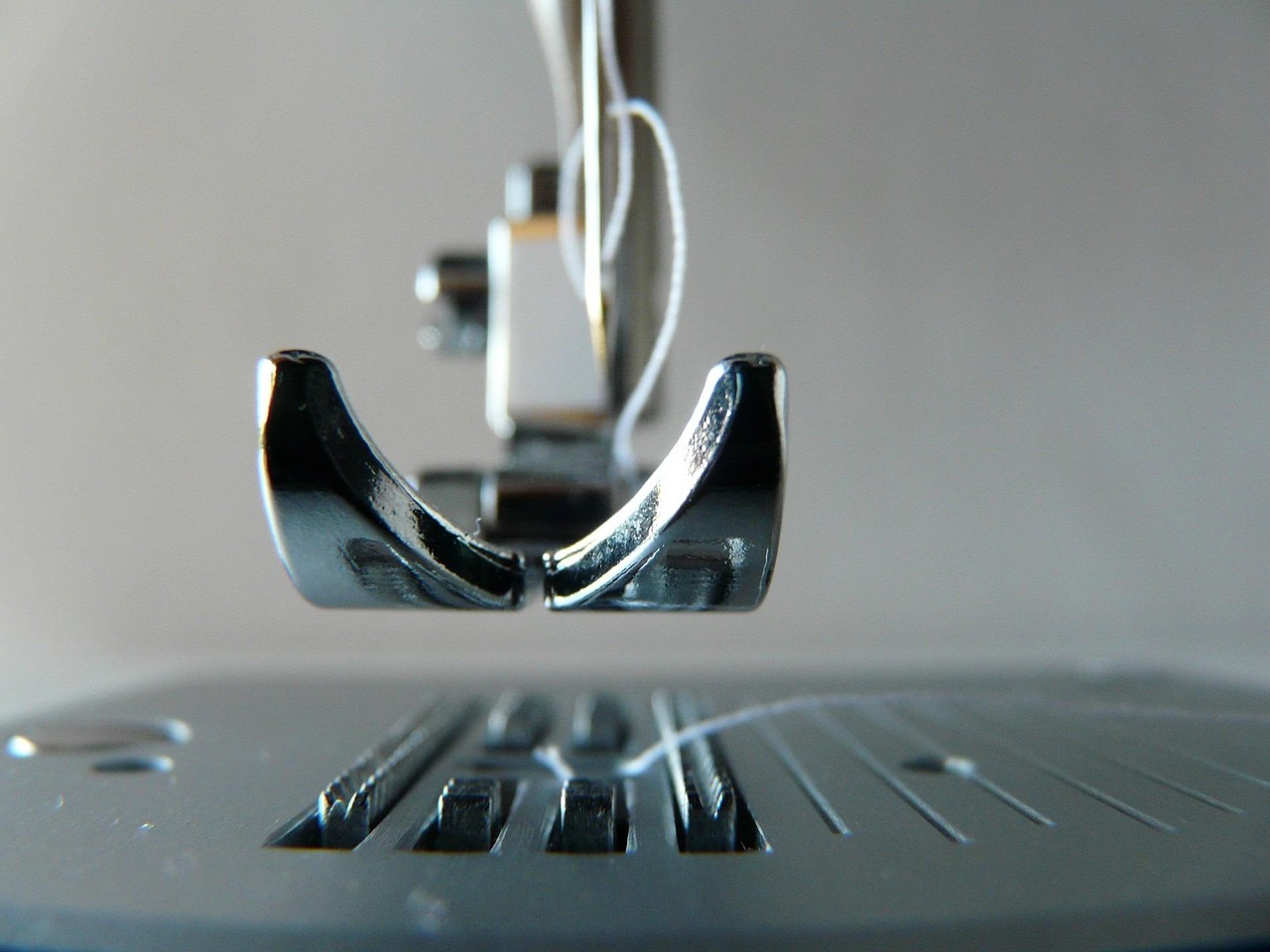 sewing-machine-315382_1280